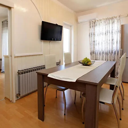 Apartments Semper - Heated Pool Bol Zimmer foto