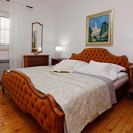 Apartments Semper - Heated Pool Bol Zimmer foto