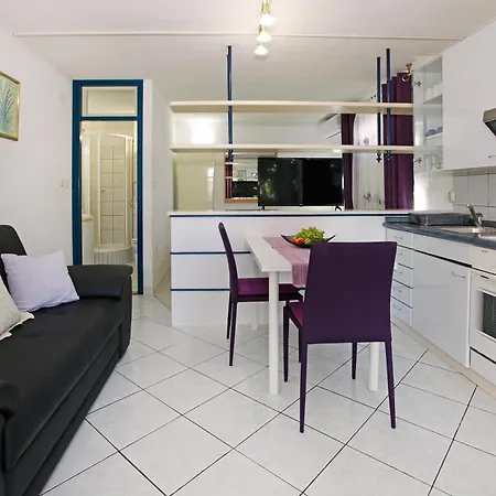 Apartments Semper - Heated Pool Bol Zimmer foto