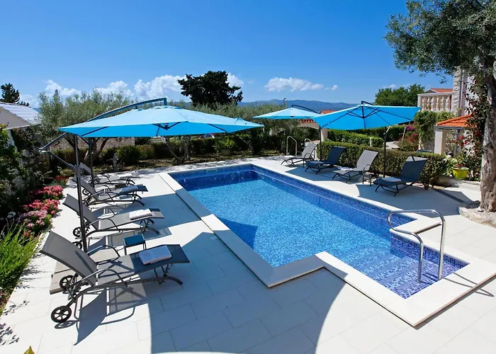 Apartments Semper - Heated Pool