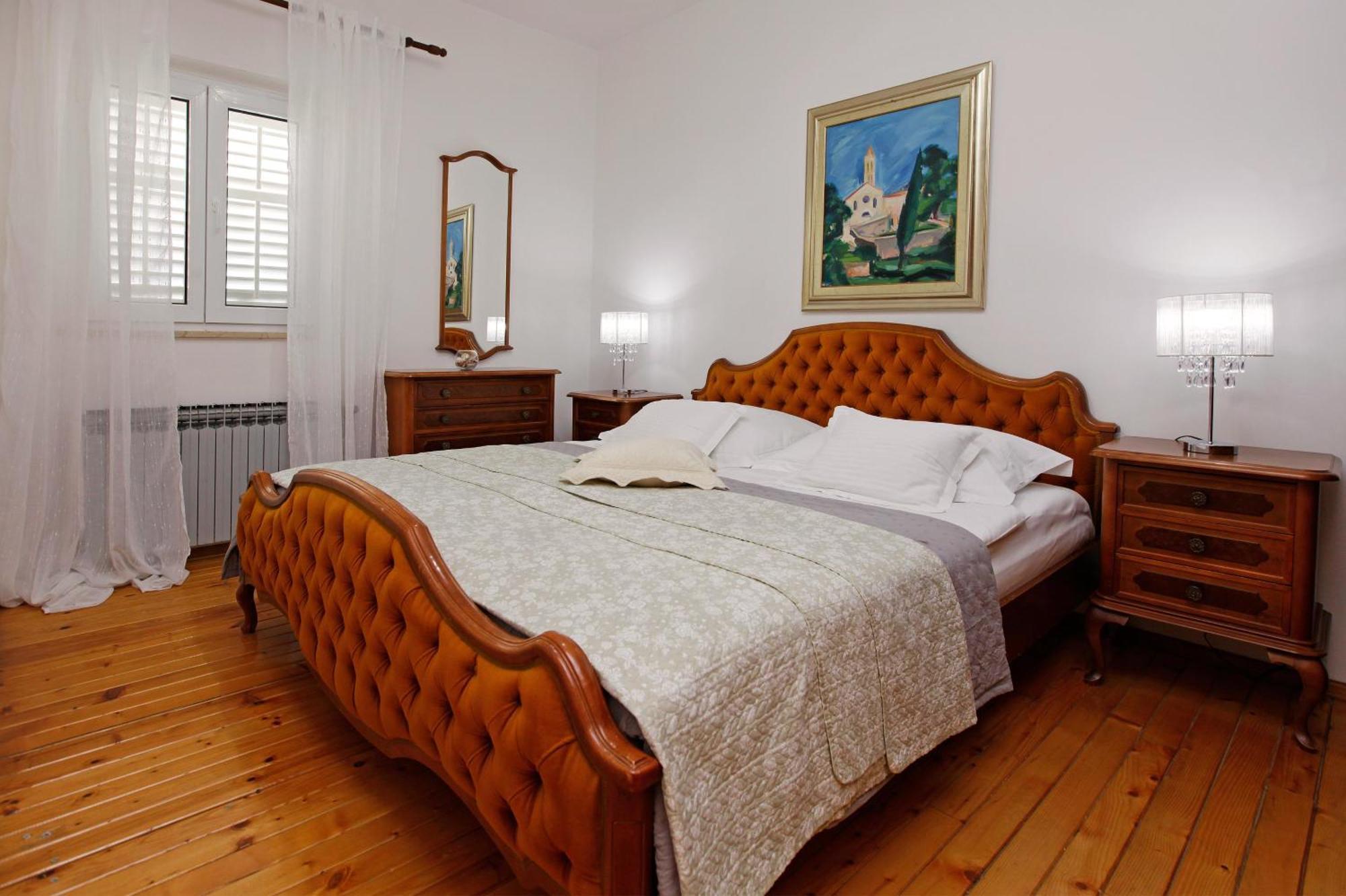 Apartment Semper - Heated Pool *