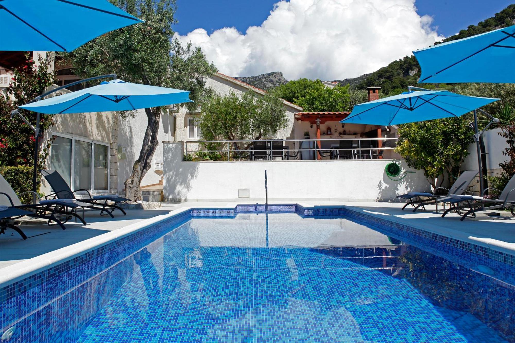 Apartment Semper - Heated Pool
